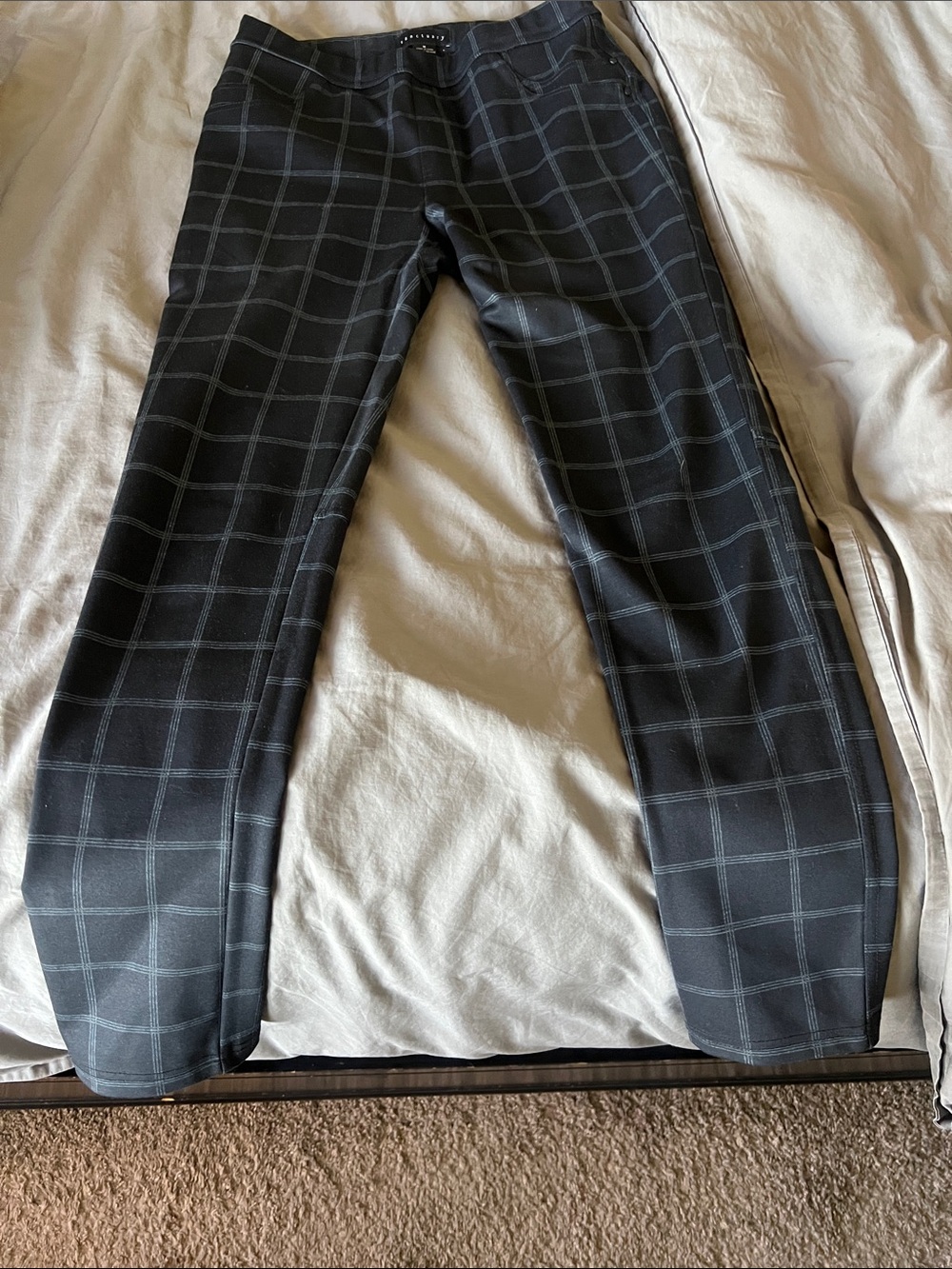 Sanctuary Black Windowpane Stretch Pants